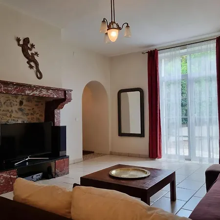 La Maison Des Vendangeurs 10 *